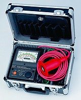 Kyoritsu KEW 3124 - Аналоговый высоковольтный мегаомметр 10 кВ
